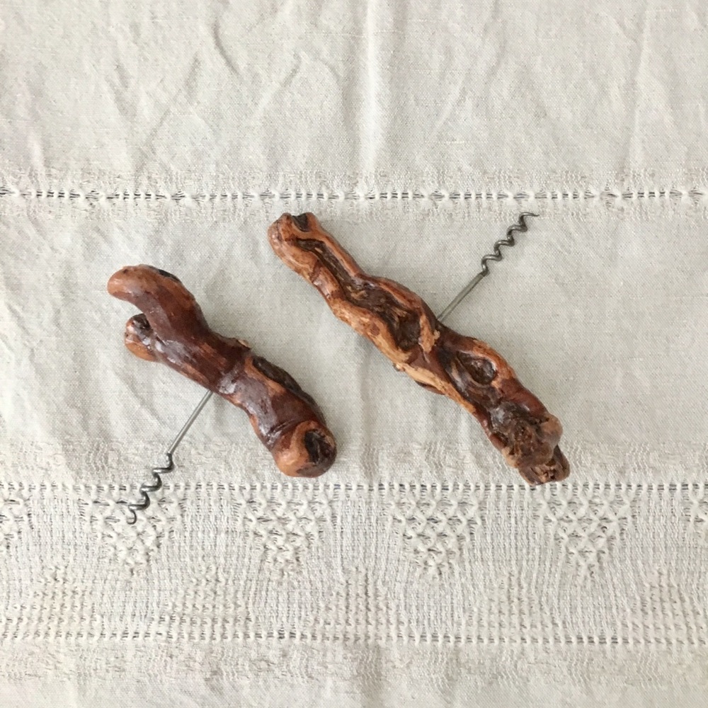 Vintage French Grapevine Wine Bottle Opener - Picture 2 of 4